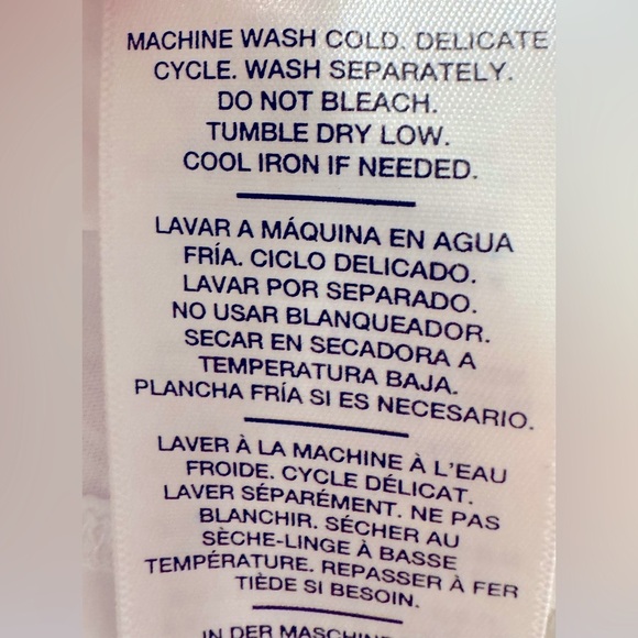 7 For All Mankind EUC White tee, lightly padded shoulders, Pima cotton - Picture 7 of 7